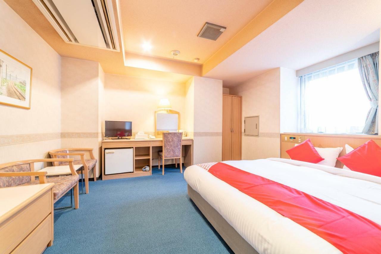 Oyo Business Hotel Nishiura Yokkaichi Ngoại thất bức ảnh
