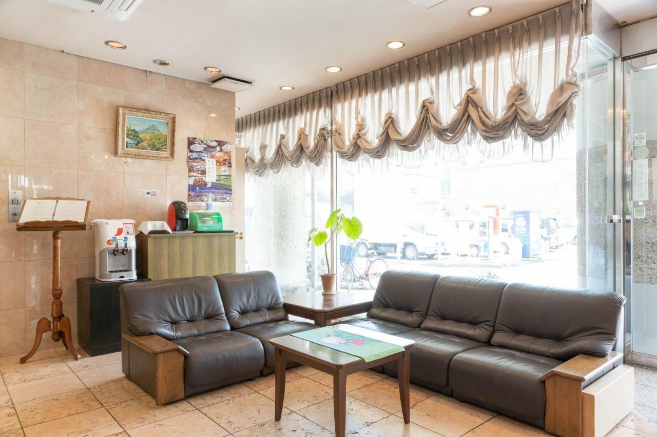 Oyo Business Hotel Nishiura Yokkaichi Ngoại thất bức ảnh