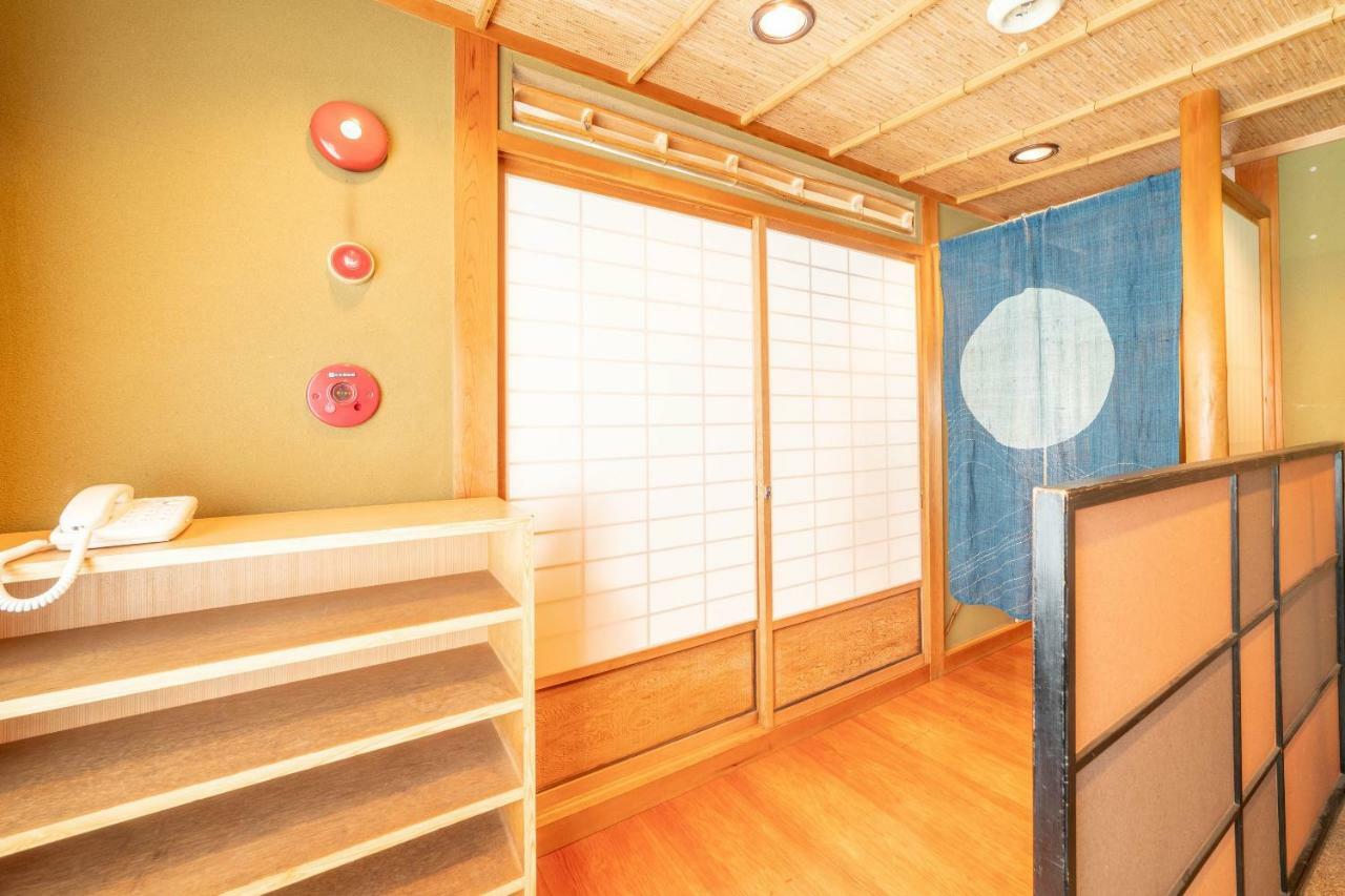 Oyo Business Hotel Nishiura Yokkaichi Ngoại thất bức ảnh